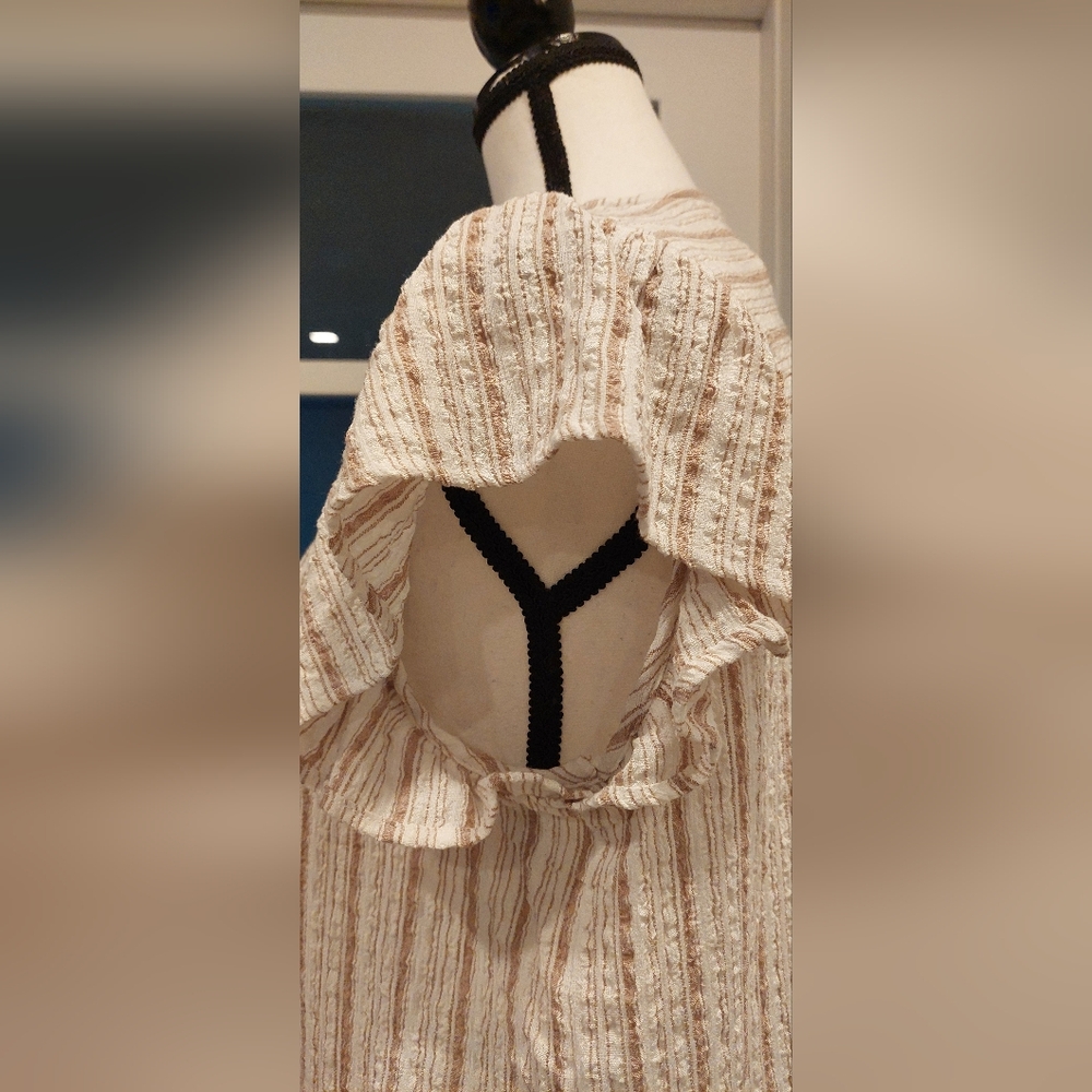 Chic Beige Striped Women's Blouse - Picture 4 of 6